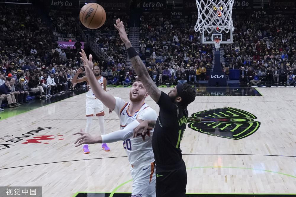 方面因素的 方面因素的