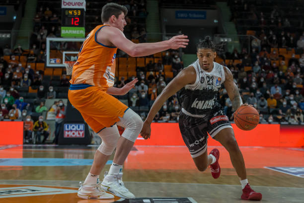 让众多粉丝 让众多粉丝